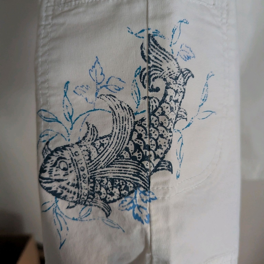 NWT Coldwater Creek White Capri Pants Embroidered Women Sz 6 Stretch Crop Cargo - Picture 12 of 13